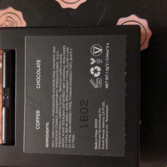 Araceli Azteca Eyes Copper Chocolate Cruelty Free, Vegan - Picture 5 of 5
